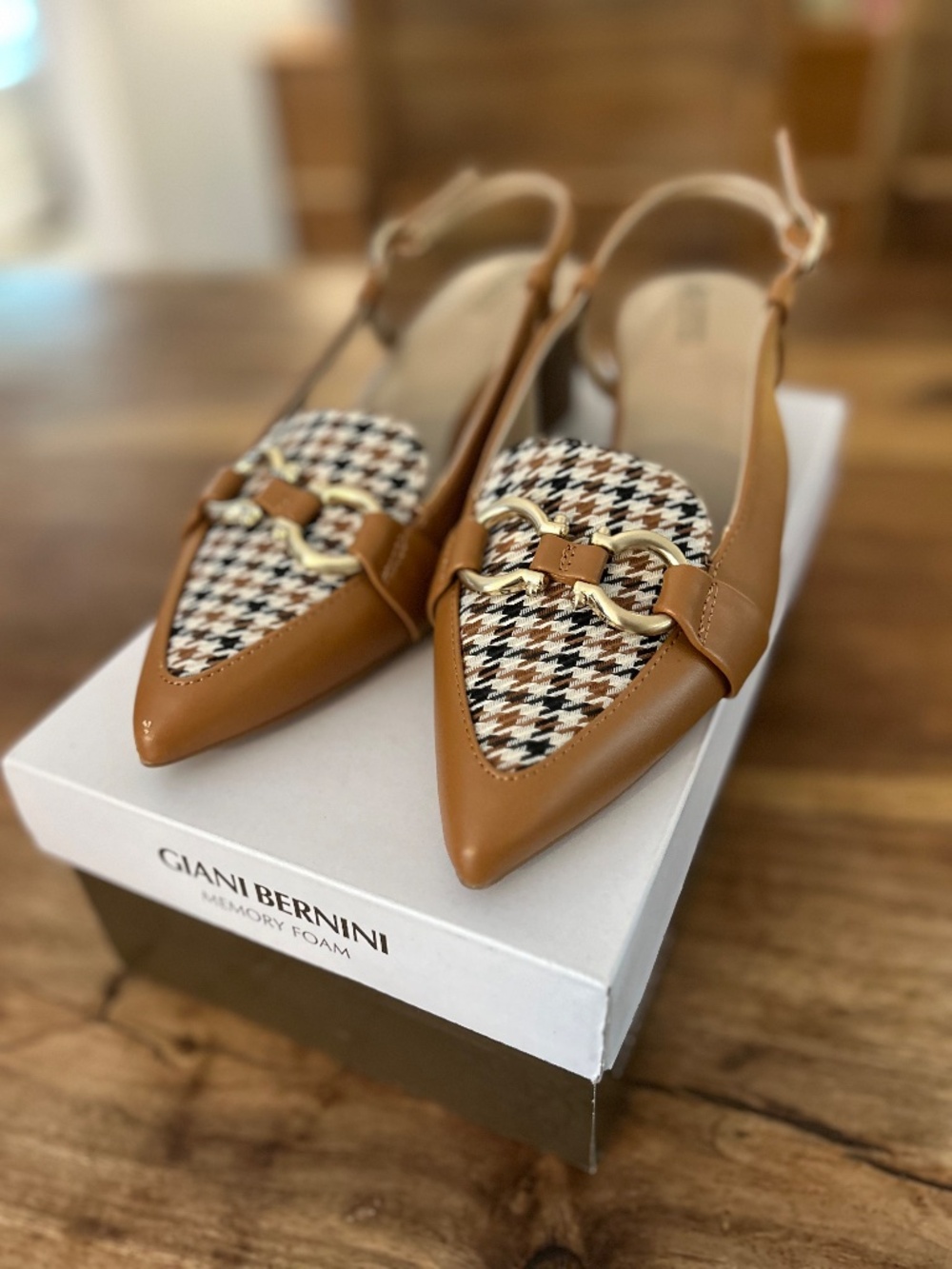 Giani Bernini Memory Foam Cute Buckled Heels
